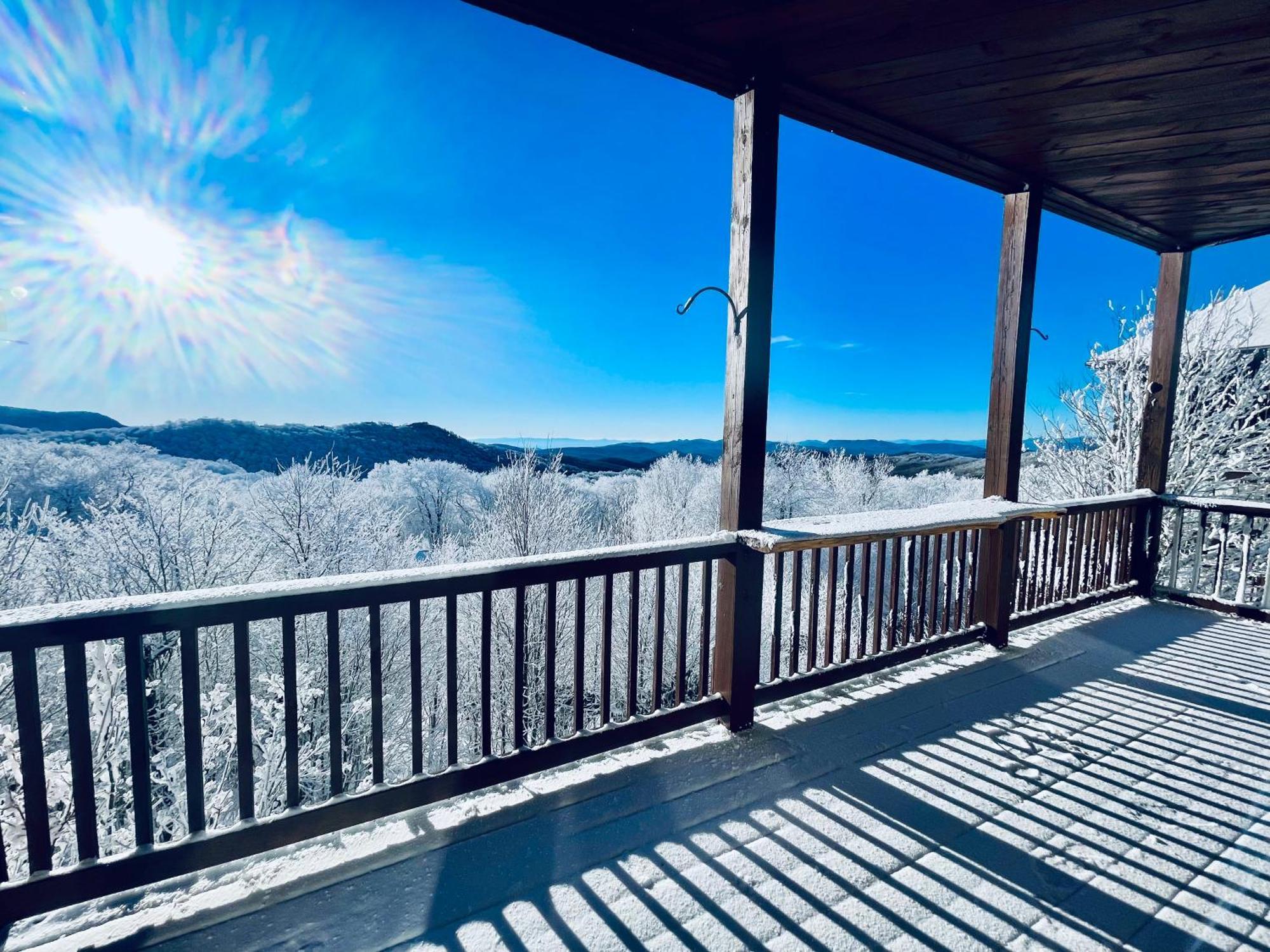 Bucket List Views Sugar Mountain Private Condo - 2Bed, 2Bath, Sleeps 6, Panoramic Views Of Mountains From Large Deck, Short Drive To Shopping, Restaurants, Cafes & Banner Elk Town Exterior foto